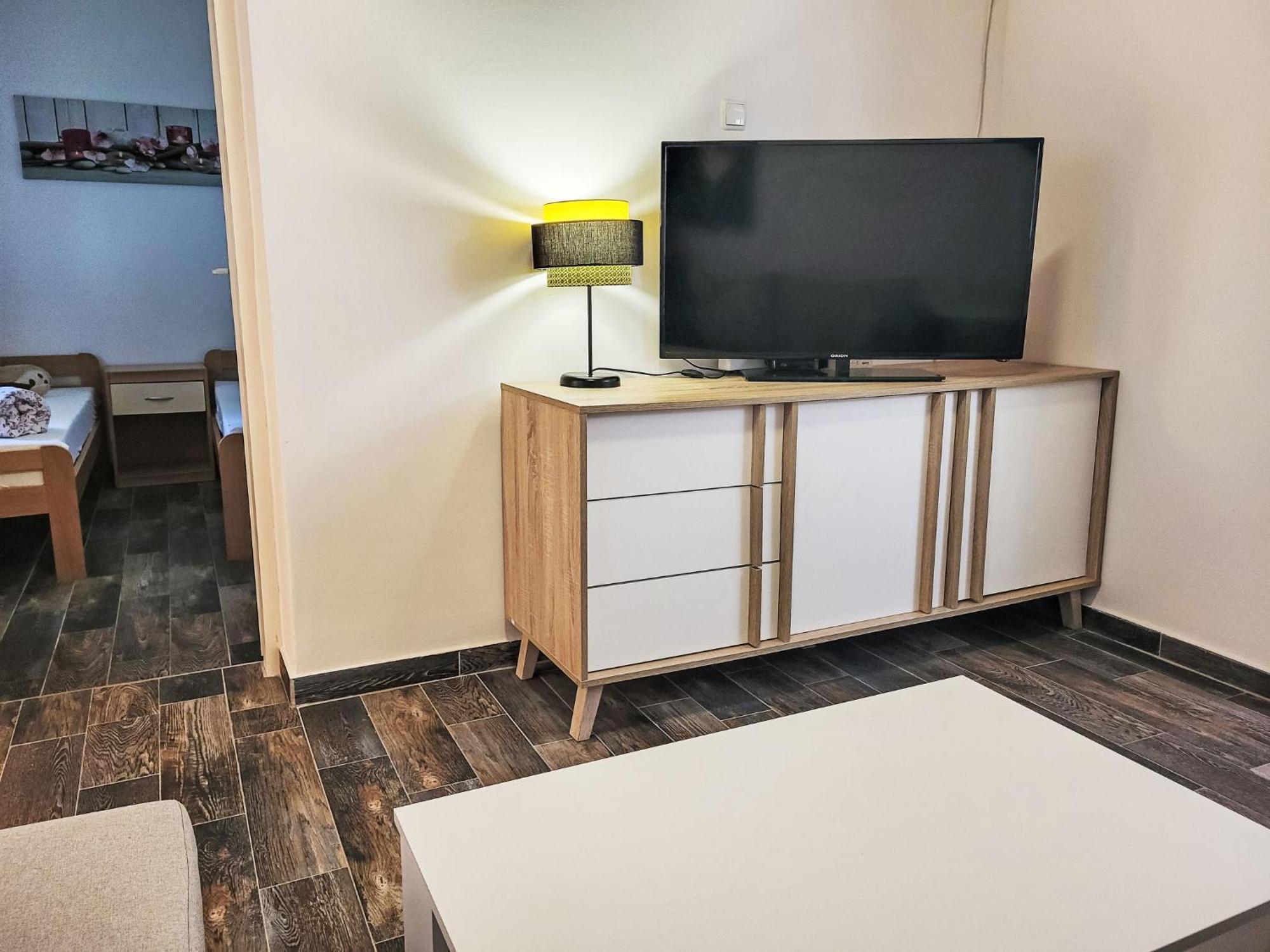 Holiday Home Matea By Interhome Nin Luaran gambar