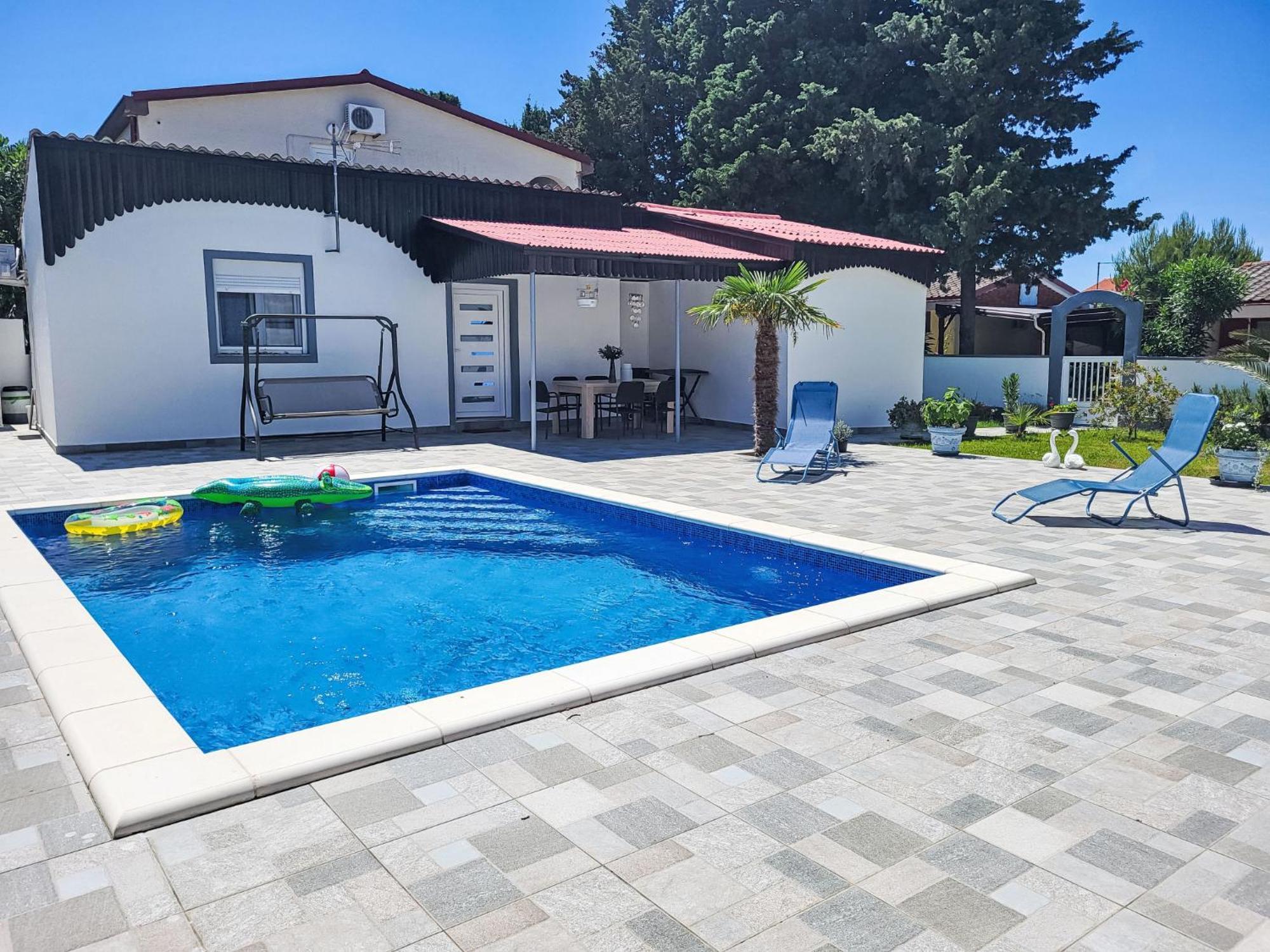 Holiday Home Matea By Interhome Nin Luaran gambar