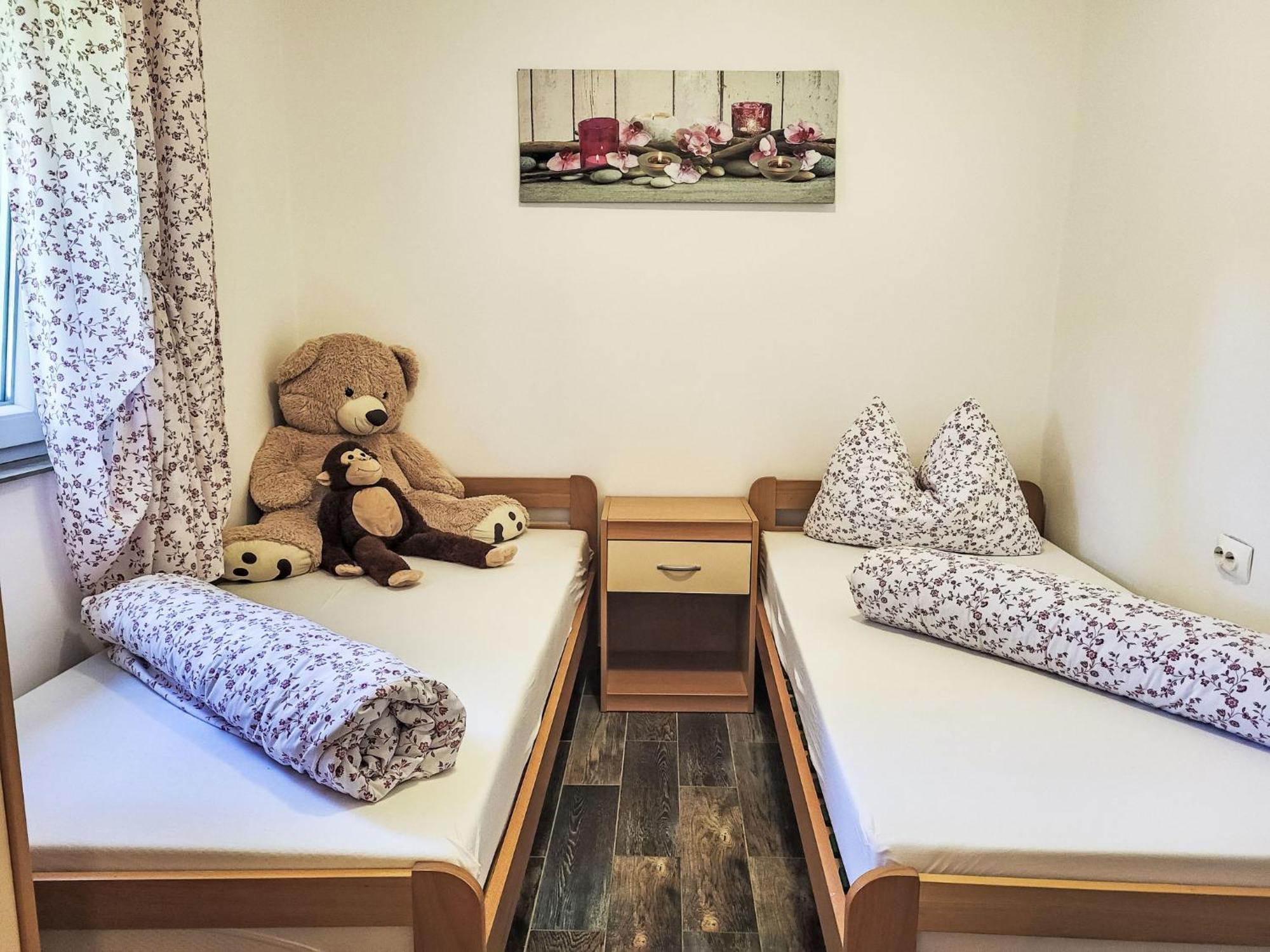 Holiday Home Matea By Interhome Nin Luaran gambar