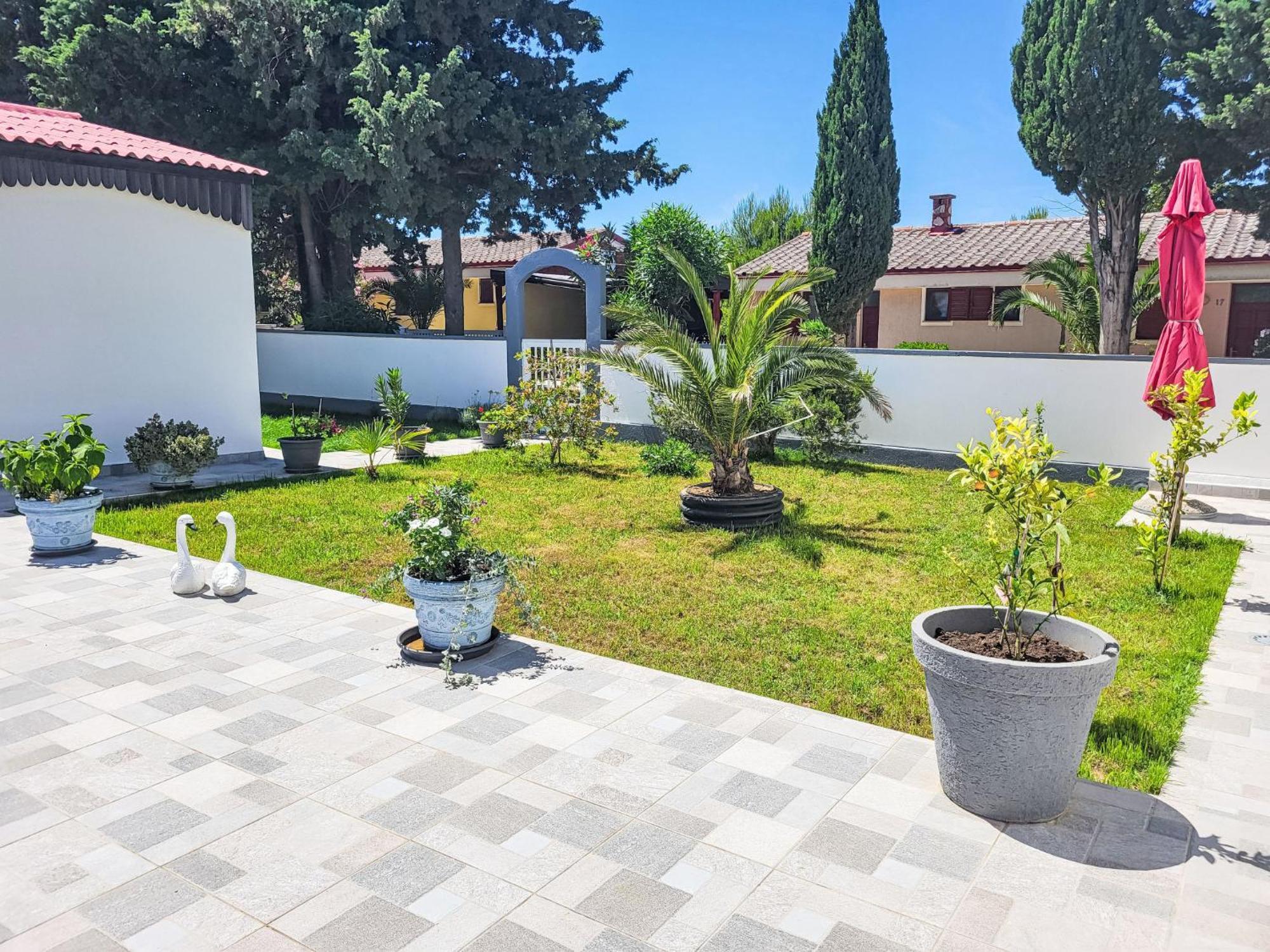 Holiday Home Matea By Interhome Nin Luaran gambar