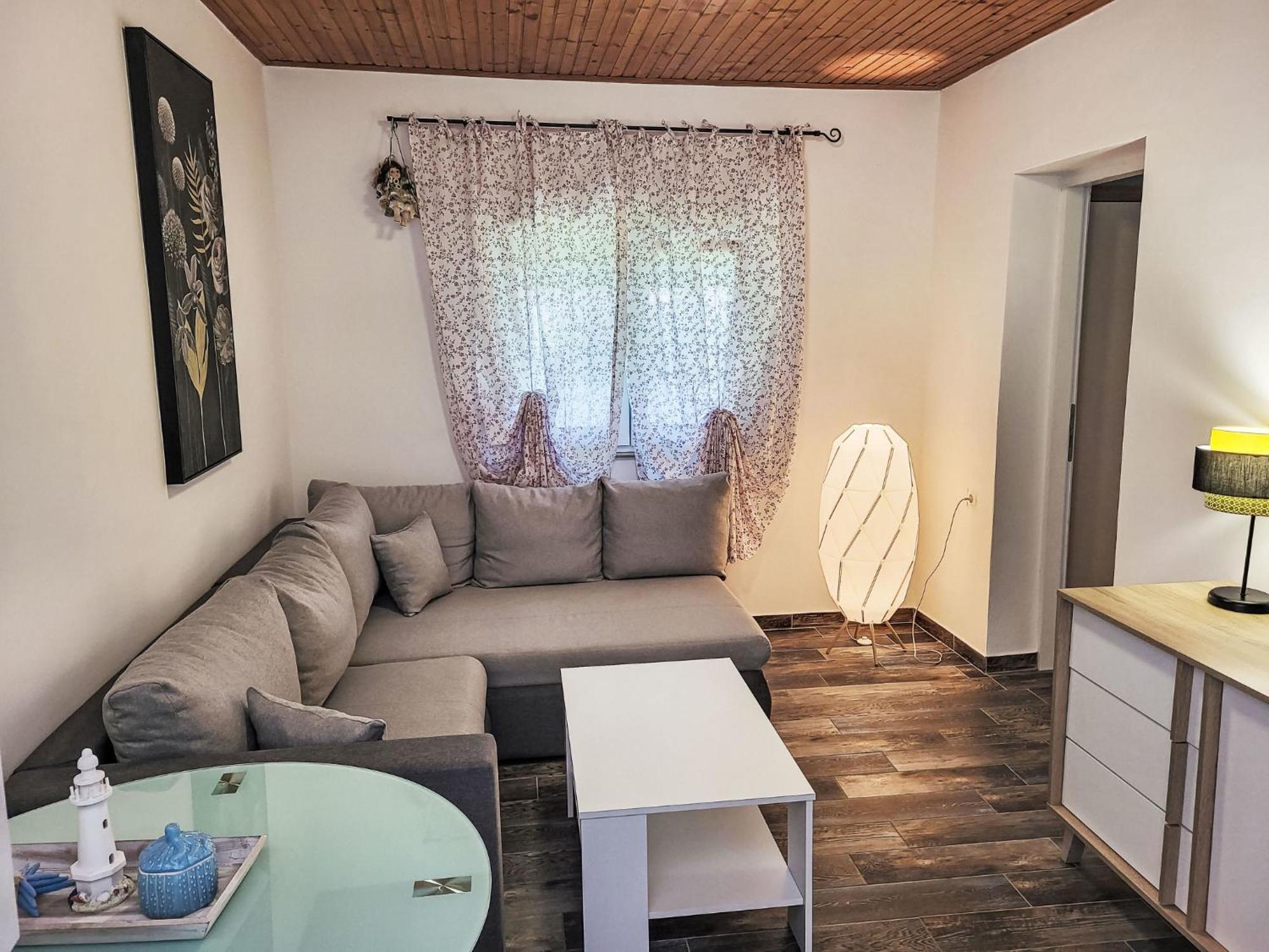Holiday Home Matea By Interhome Nin Luaran gambar