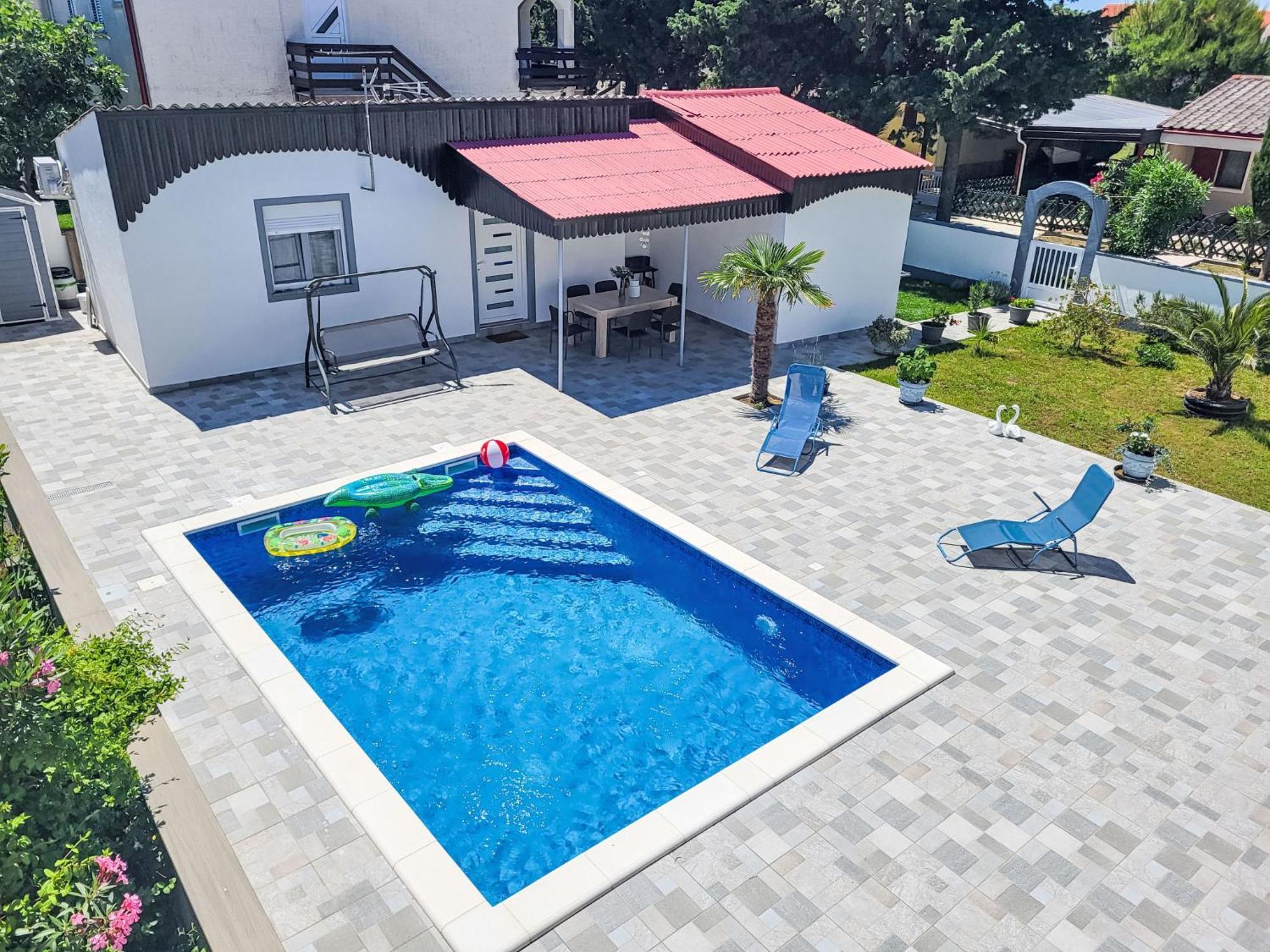 Holiday Home Matea By Interhome Nin Luaran gambar
